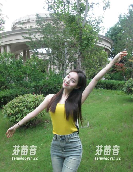 beautyleg - 全套Lorraine皮衣作品探索：让你重燃对皮革的热爱与激情！.txt
