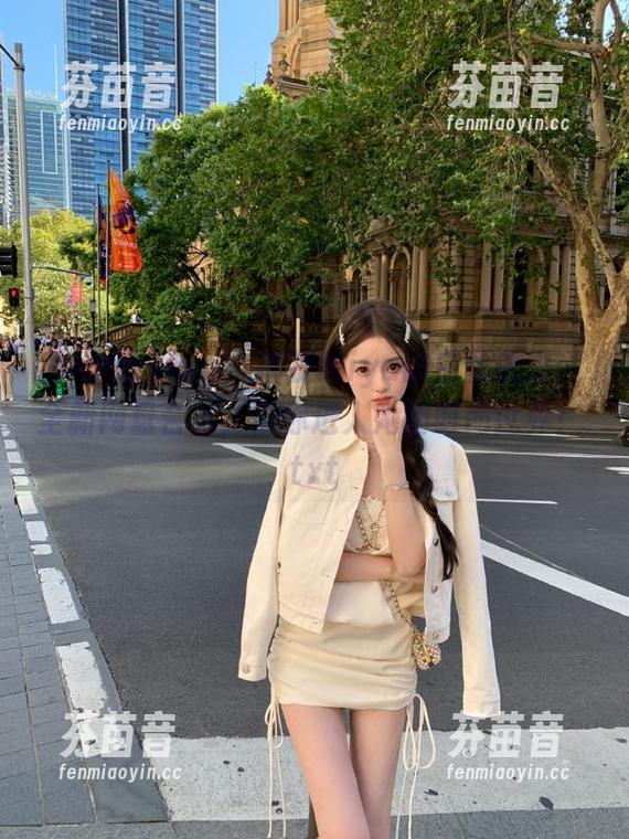 beautyleg - 捕捉Miya的白丝魅力：全新网盘合集，带你进入她的时尚世界！.txt