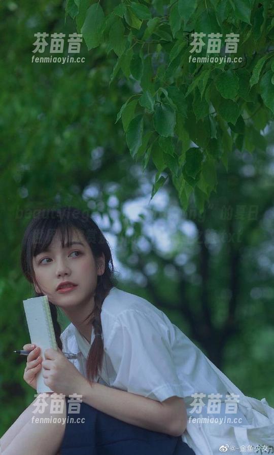 beautyleg - 踏入“Morning”的夏日世界，欣赏别致的美图套图之旅.txt