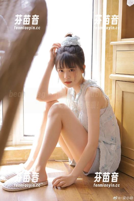 beautyleg - 不可错过！Rubis基于美腿的全新套图更新惊艳来袭！.txt