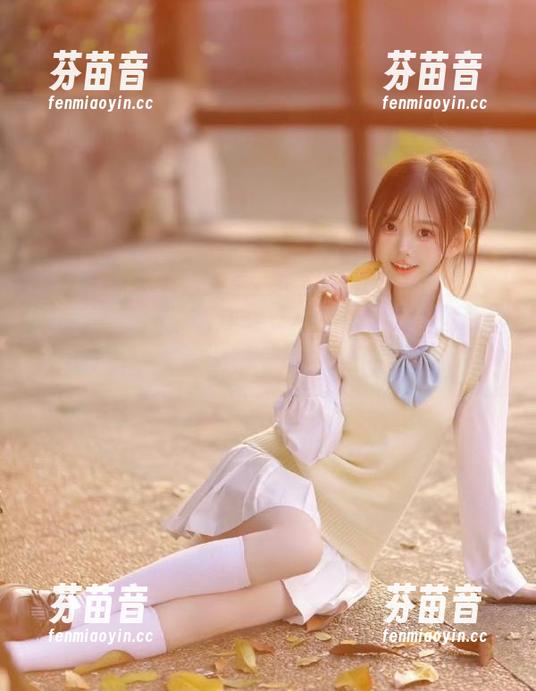 beautyleg - DiscoverZoey的居家写真集：全新更新带你走进她的世界.txt