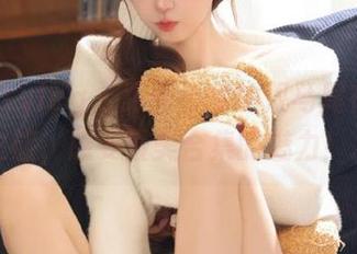 beautyleg – 跟随小玲的双马尾在线写真之旅，感受最美合集的魅力！.txt