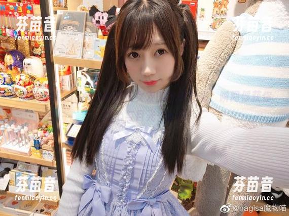 在线迎接nagesa魔物喵女友的全新美图，瞬间俘获你的心与目光！.txt