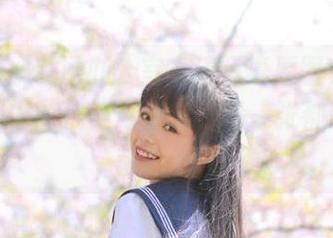 pans – 夏涵办公室高清写真原图，展现她职场中的优雅与自信，每一张都让人心动！.txt