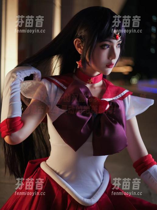 一米八的大梨子的汉服写真分享：每一帧都是古典与灵动的绝美瞬间！.txt