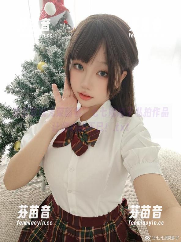 碧蓝航线光荣新春，七七娜娜子私拍作品让你心动不已！.txt