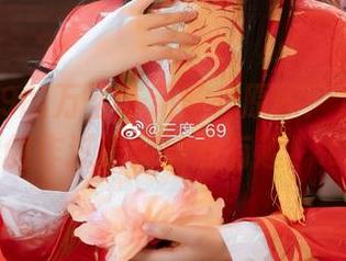 三度_69的万圣节无圣光原图：从无到有的创作过程竟如此有趣！.txt