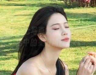 丽柜 – 最新小七写真集：从厨娘角度诠释生活中的美好瞬间.txt