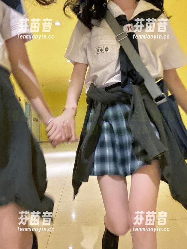 丽柜 - 小熊魅力无限：虐恋双生主题图包合集，开启你的视觉盛宴.txt