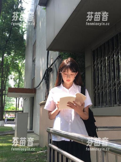 丽柜 - 探索汐汐的玉脂青甜，美图合集为你带来清新气息.txt