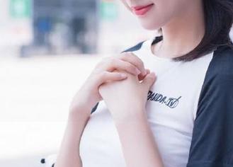 丽柜 – 震撼视觉效果！肖肖浴室最新写真图片更新，令人目不暇接的美！.txt