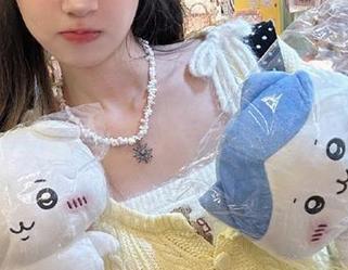 丽柜 – 福利不断！轩轩水手服写真图片曝光，快来一起目睹她的魅力！.txt