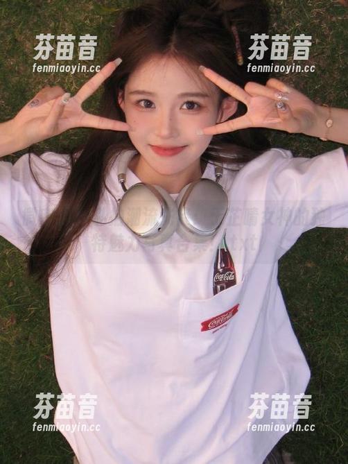 微密圈 - 私拍潮流先锋：于芷晴女神的独特魅力写真合集！.txt