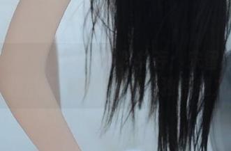 克拉女神 – 时尚与纯粹共存：宋智珍的白色主题写真图集向你展现独特魅力.txt