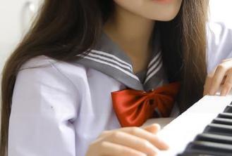 克拉女神 – 江琴倾情演绎女仆角色，精美作品资源让你感受不一样的魅力.txt