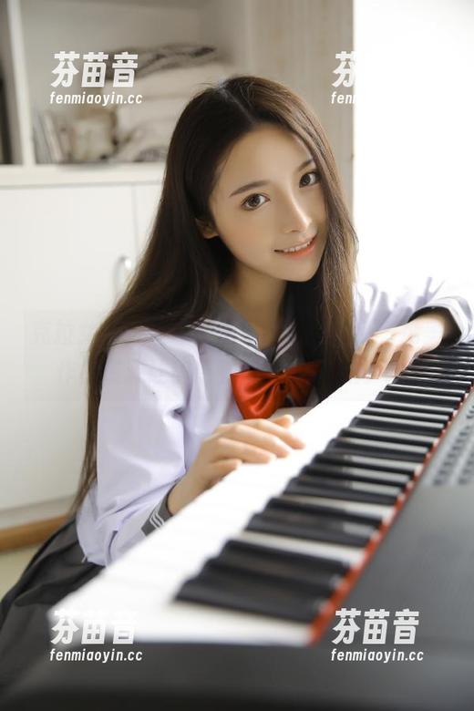 克拉女神 - 江琴倾情演绎女仆角色，精美作品资源让你感受不一样的魅力.txt