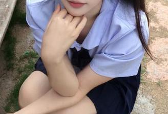 克拉女神 – 探索雅楠厨娘的魅力，观看她的写真合集精彩瞬间.txt