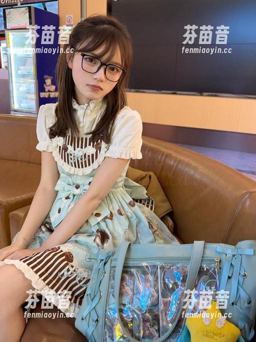 网盘免费下载兔玩映画黑色写真，感受独特艺术气息的震撼.txt