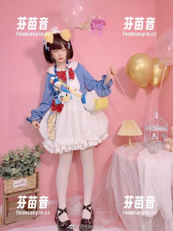 体验古川kagura在海边的甜蜜时光，图包下载，与你的生活充盈阳光与快乐！.txt