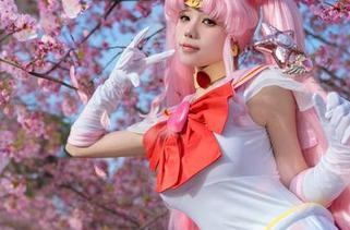 与咬一口兔娘一起畅游：BoogieUp充满活力的写真图包合集，让你心醉神迷.txt