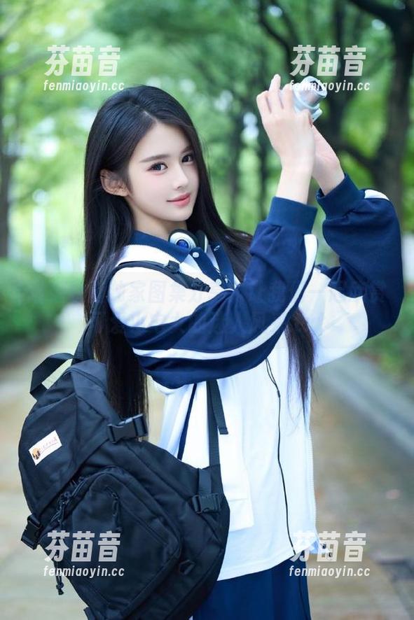 喵糖映画独家图集分享：让我们一起欣赏可爱小宅女的迷人风采.txt