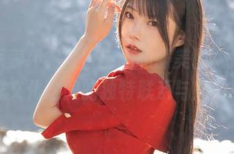 在线探索坏露露香宝的和服美图，揭开她与传统文化之间的独特联系与魅力！.txt