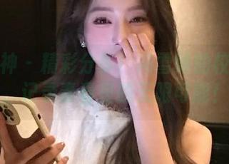 头条女神 – 精彩分享！冯雪娇的校园写真图集，记录青春里的无限可能！.txt