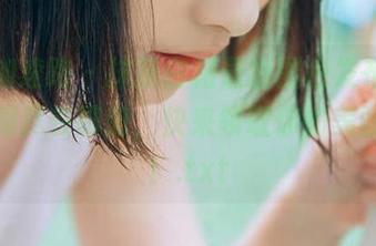 学妹加速跑 – 抹茶白裙最新图包发布，优雅瞬间尽在眼前，快来领取你的美丽灵感！.txt