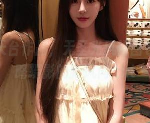 宋哈娜天台作品，无圣光风格图包让你领略摄影的新风尚.txt