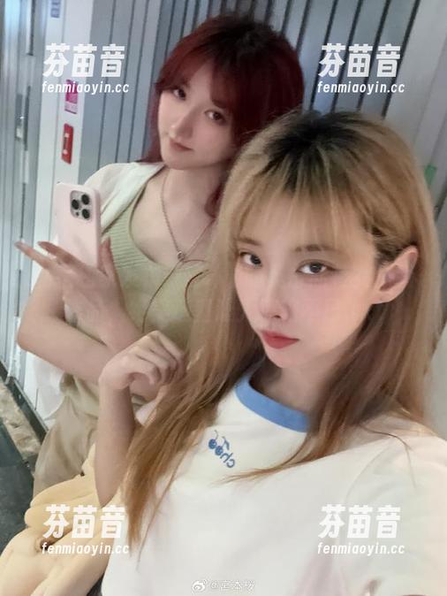 私拍独家发布：宫本桜的奥古斯特女仆装作品，绝美造型让人惊艳不已.txt