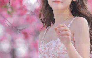 小瑶幺幺高清写真，记录下她独特的清纯魅力与动人气息.txt