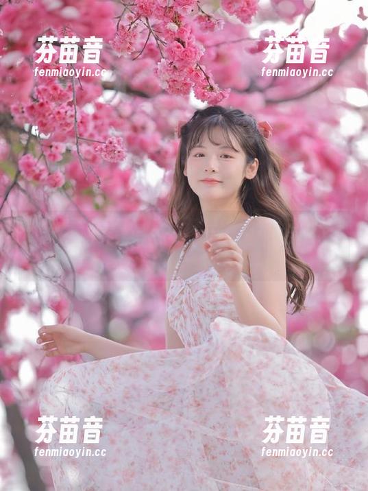 小瑶幺幺高清写真，记录下她独特的清纯魅力与动人气息.txt