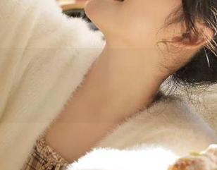 小瑶幺幺与泳池的完美邂逅，美图更新，让你惊叹连连！.txt
