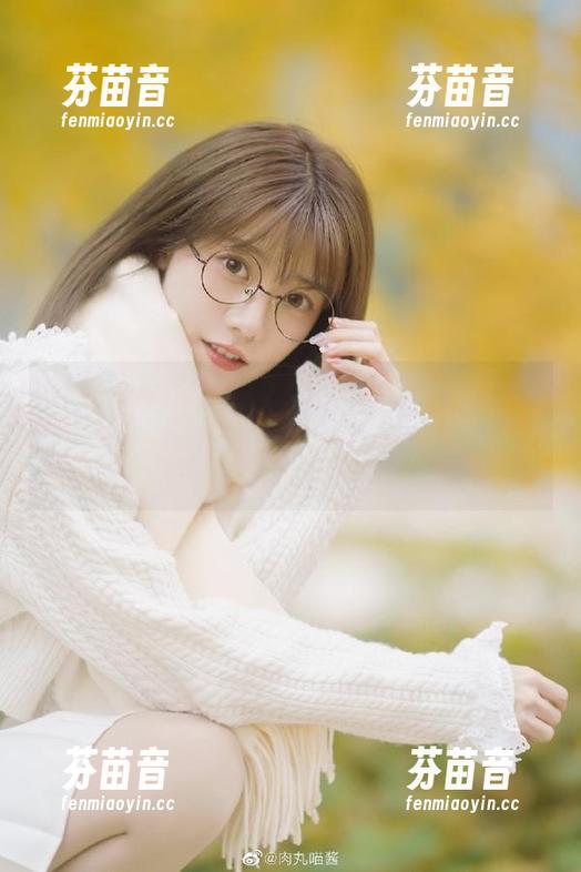 尤果网 - K8傲娇萌萌与瑜伽：分享她的瑜伽精美图片，让我们一起感受内心宁静.txt