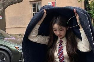 尤果网 – 完美的张雪馨旗袍造型，高清图片展示无限优雅与风情的画卷！.txt