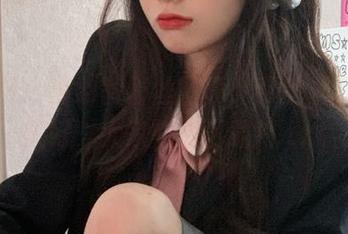 尤果网 – 慕羽茜蕾丝写真，网盘里藏着的美好，大家快来下载！.txt