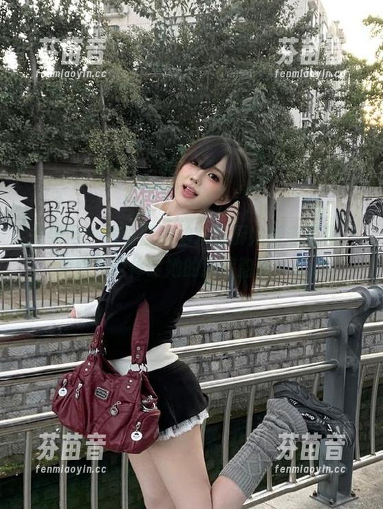 尤果网 - 激情四溢的朱赢厨娘高清写真，免费下载体验她的独特韵味！.txt