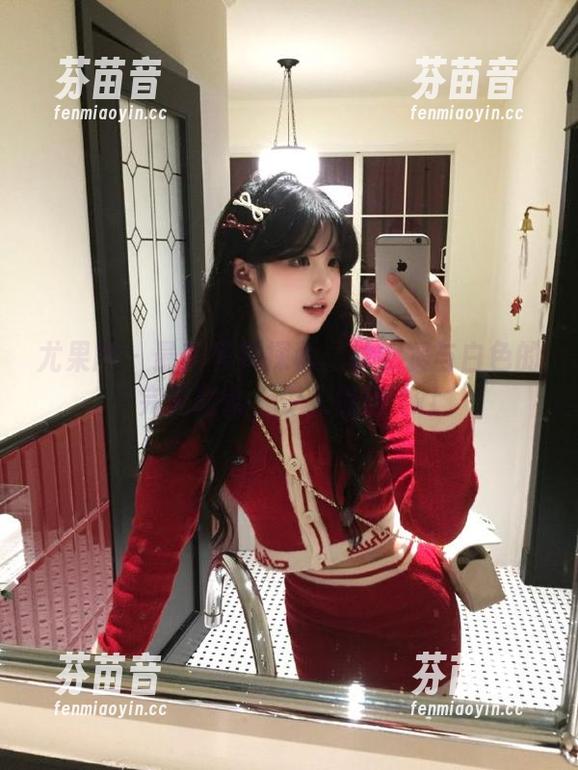 尤果网 - 最新写真探秘：林妃媛与白色的完美融合，令人惊艳.txt
