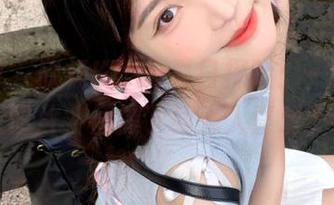 尤果网 – 欣杨Kitty夏日探险：一系列动人图片，便捷下载惹人喜爱.txt