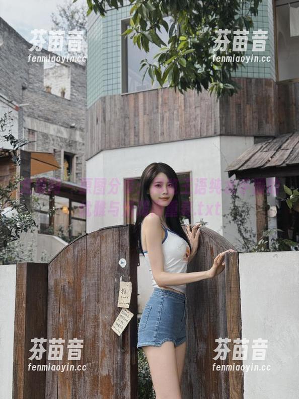尤果网 - 原图分享：尽览王语纯水手服的优雅与活泼两重奏.txt