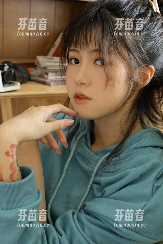 尤果网 - 糖果修女的艺术表现：让人惊艳的写真照片，原图欣赏.txt