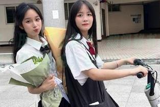 尤蜜荟 – 田冰冰的魅力：翻阅秘书作品集，原图带你领略她独有的艺术风格！.txt