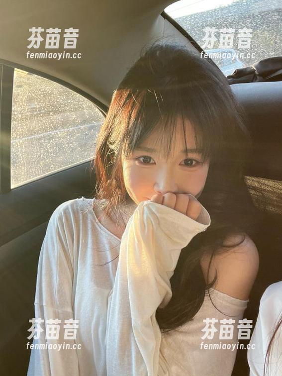 微密圈 - 高清影像资源：左公子666单反捕捉黑丝的唯美瞬间合集.txt