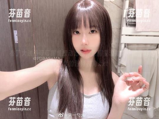 布丁大法热可可图集撩动心弦，原图呈现她眼中的世界与生活的独特视角.txt