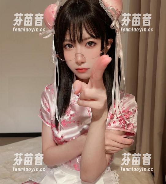 本月最强炫彩！布丁大法闪亮登场的9月素材包美图图包不容错过！.txt