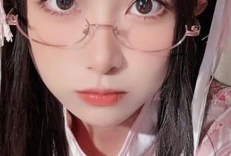 独家发布！布丁大法白之恋套图，轻松下载带走这份动人美丽！.txt
