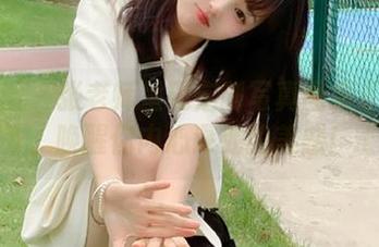微密圈 – 张老师呈现定制写真图集《死库水》，唤醒你内心深处的美感！.txt