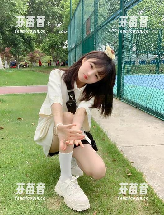 张老师 微密圈 - 张老师呈现定制写真图集《死库水》,唤醒你内心深处的美感!.txt