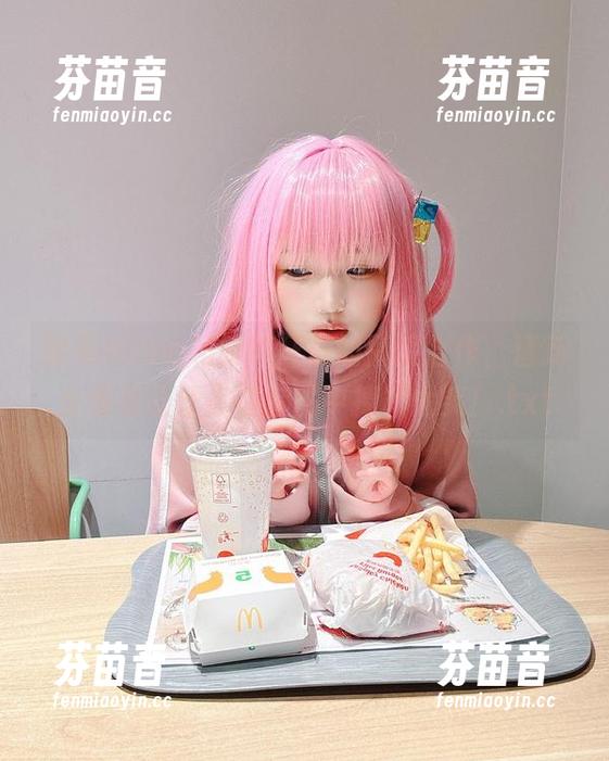 弥美Mime 弥美Mime和时崎狂三的搞笑合作,清新合集保证让你在套图中捧腹大笑!.txt