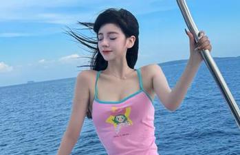 微密圈 – 徐莉芝Booty与花园的交接：高清原图中的神秘瞬间.txt